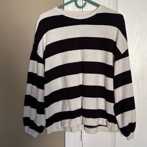 Mango Women’s Lightweight Striped Sweatshirt. Size Small.